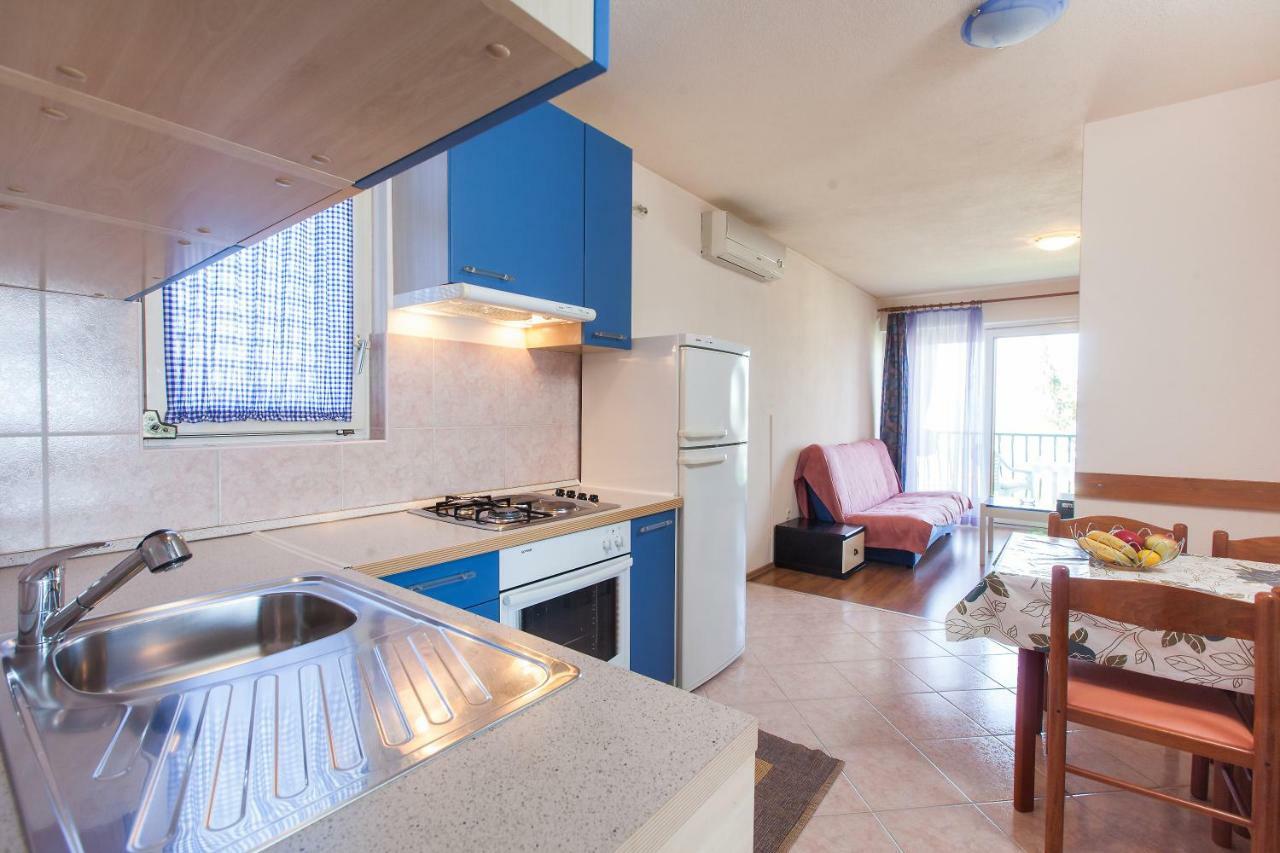 Apartmani Ivica Krzanic Podgora Exterior photo